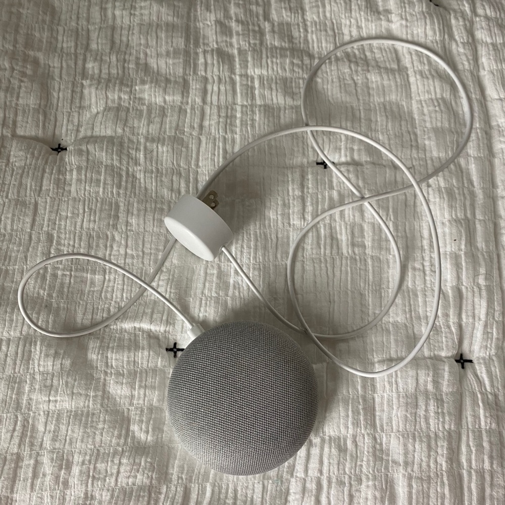 Google home mini - Picture 2 of 5